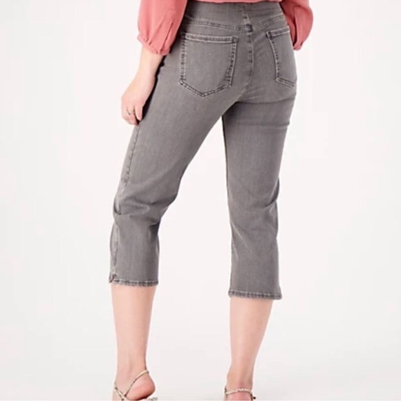 NYDJ Jeans Tummy Control No Gap Pull On Waistband Slim Crop Plus Size 1X - Picture 3 of 8